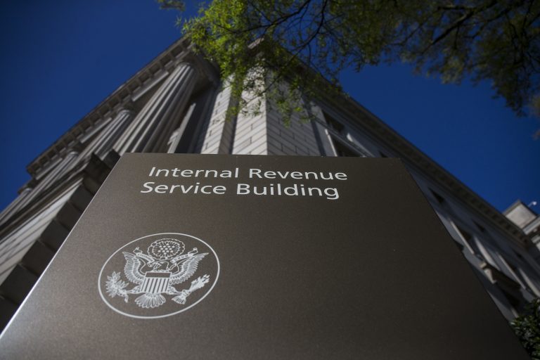 Is the IRS Open on Valentine's Day