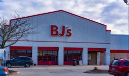 Is BJ's Wholesale Club Open on Easter Sunday