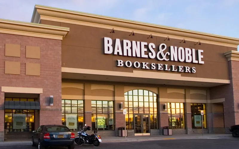 Is Barnes and Noble Open on Easter Sunday