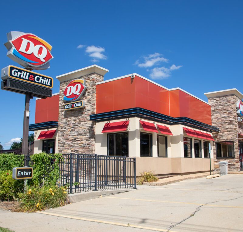 Is Dairy Queen Open on Easter Sunday