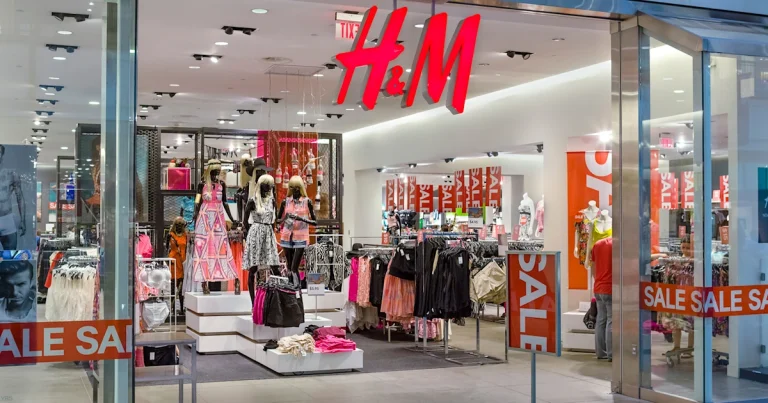 Is H&M Open on Easter Sunday