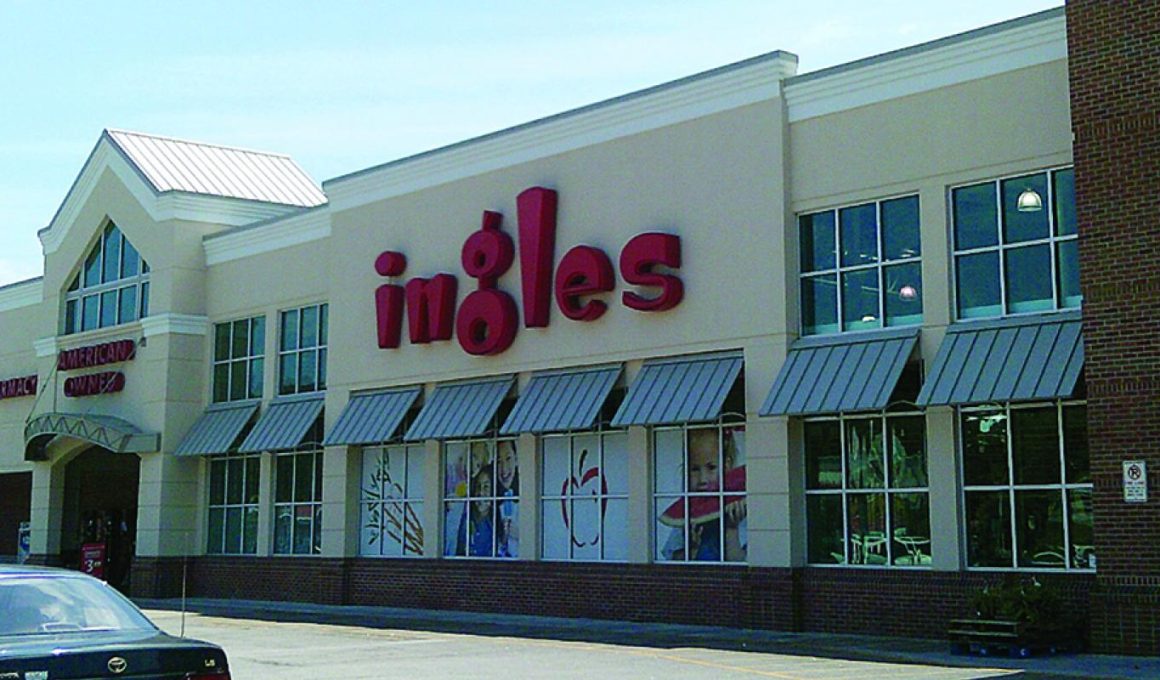 Is Ingles Open on Easter Sunday