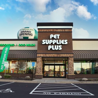 Is Pet Supplies Plus Open on Easter Sunday