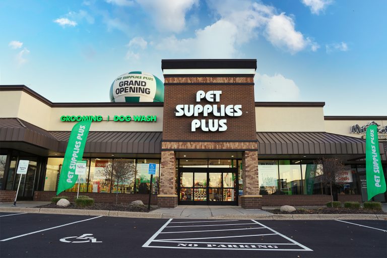 Is Pet Supplies Plus Open on Easter Sunday