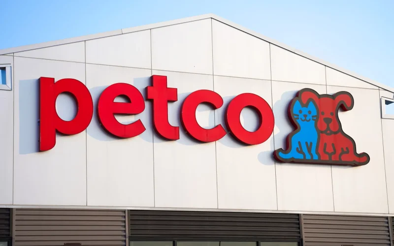 Is Petco Open on Easter Sunday