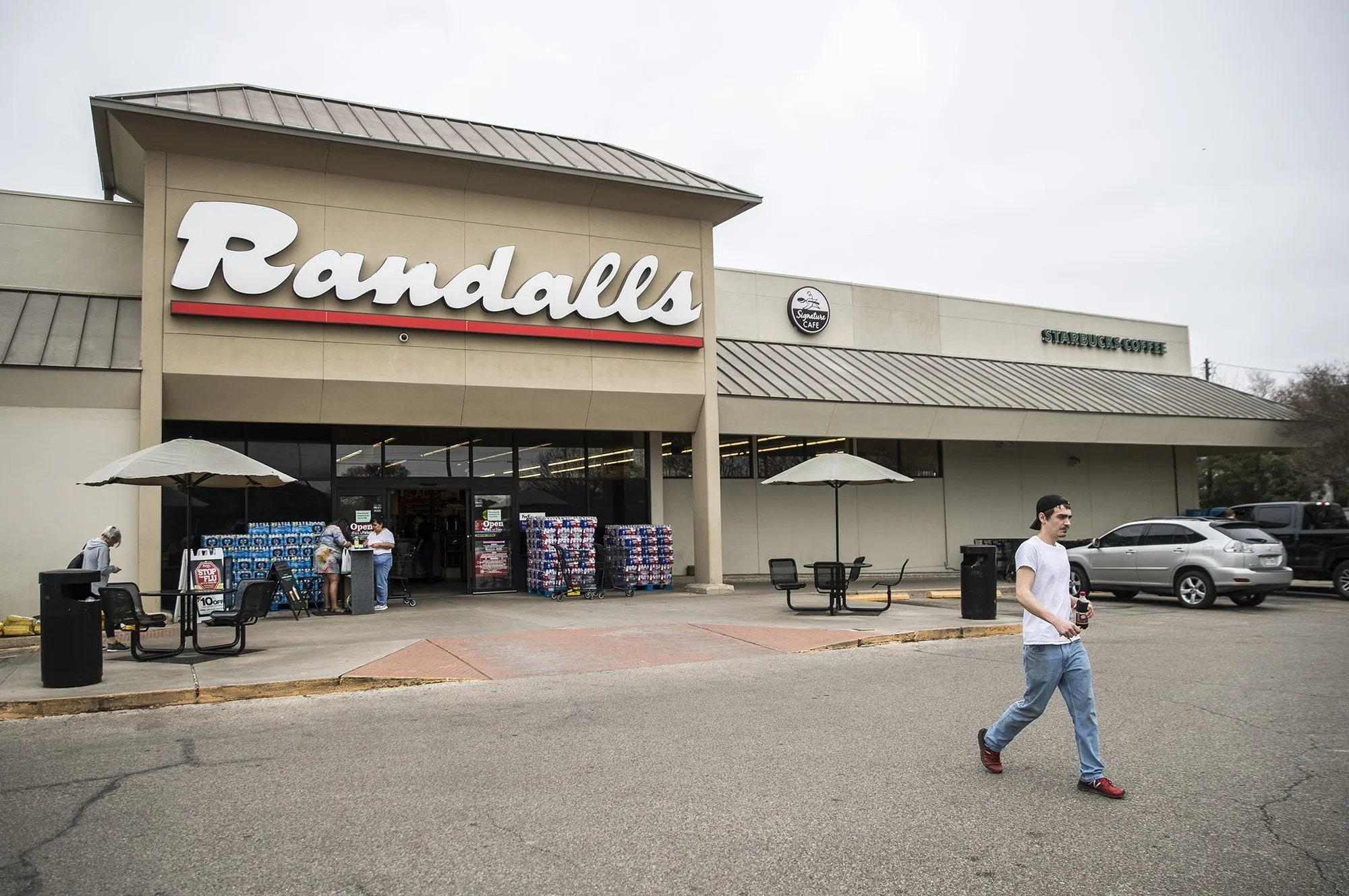 Is Randalls Open on Easter Sunday?