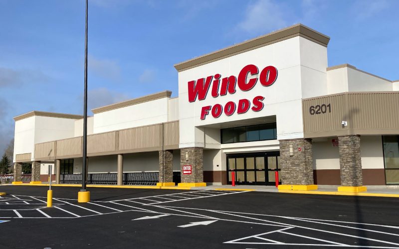 Is WinCo Open on Easter Sunday