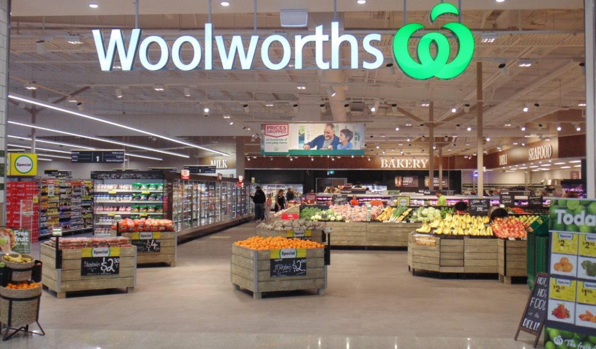 Is Woolworths Open on Easter Sunday