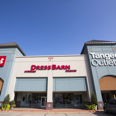 Is Tanger Outlets Open on Easter Sunday