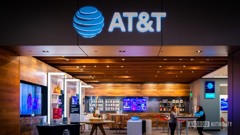 Is AT&T Open on Mother's Day