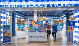 Is Bath and Body Works Open on Mother's Day