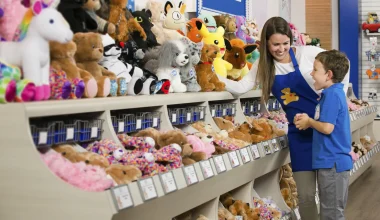 Is Build-A-Bear Open on Mother's Day