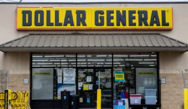 Is Dollar General Open on Mother's Day