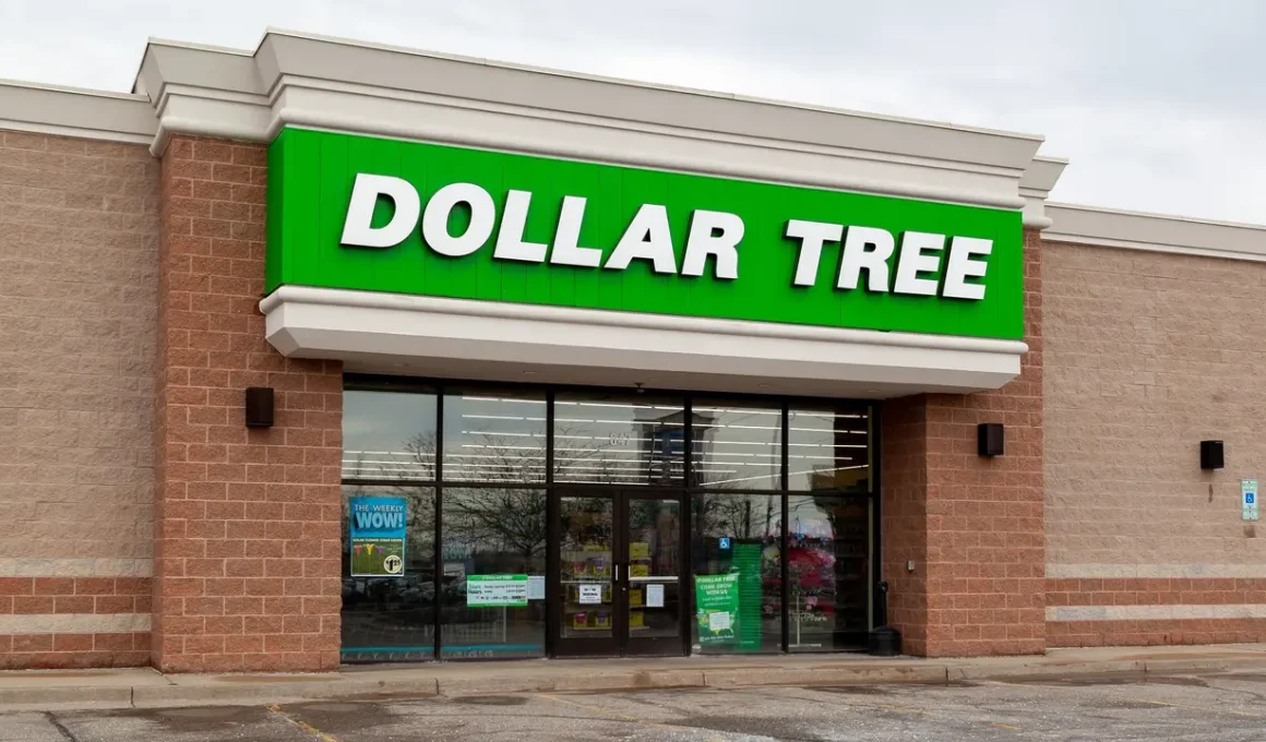 Is Dollar Tree Open on Mother's Day