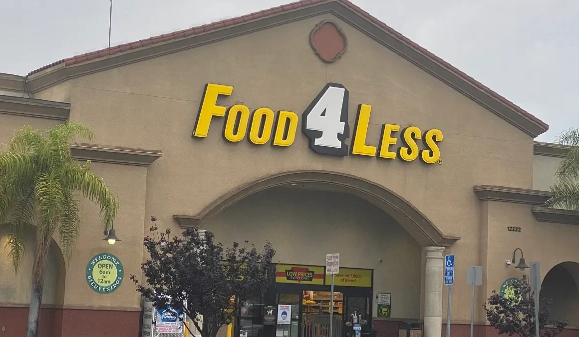 Is Food 4 Less Open on Memorial Day