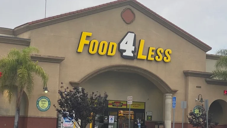 Is Food 4 Less Open on Memorial Day