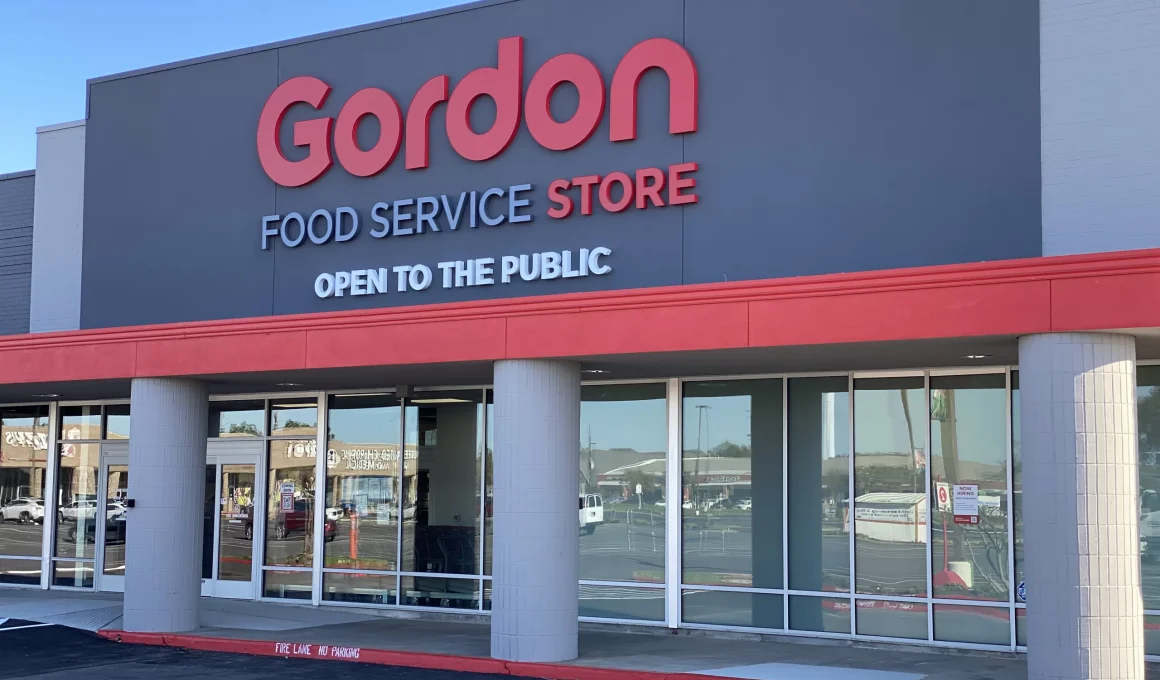 Is Gordon Food Service Open on Memorial Day