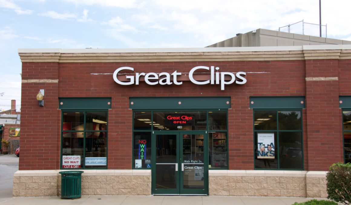 Is Great Clips Open on Mother's Day