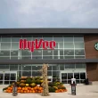 Is Hy-Vee Open on Mother's Day