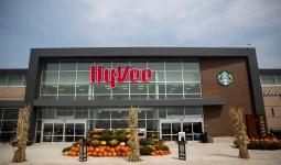 Is Hy-Vee Open on Mother's Day