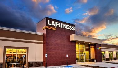 Is LA Fitness Open on Mother's Day
