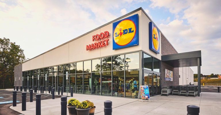 Is Lidl Open on Mother's Day?