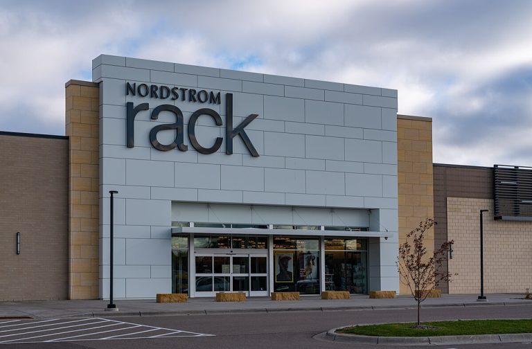 Is Nordstrom Rack Open on Memorial Day