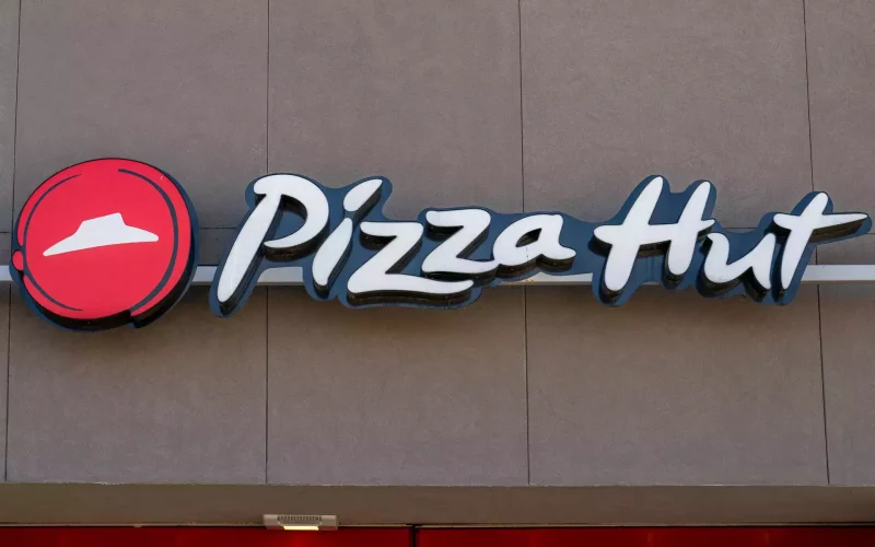 Is Pizza Hut Open on Mother's Day