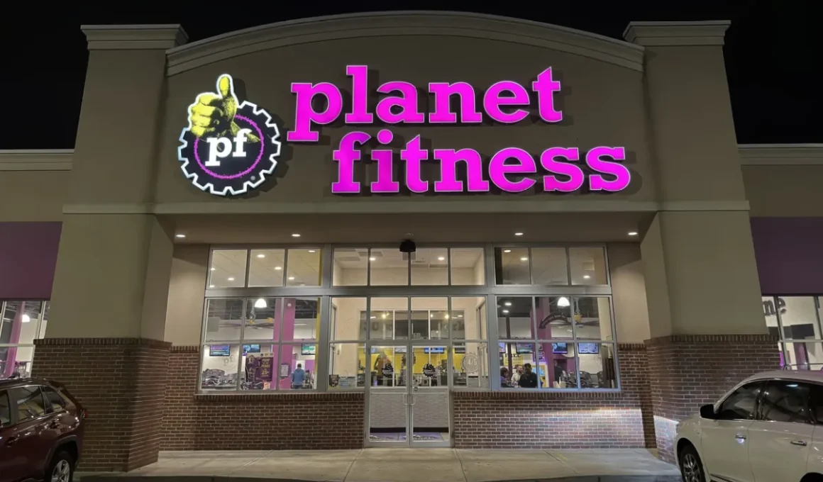 Is Planet Fitness Open on Mother's Day