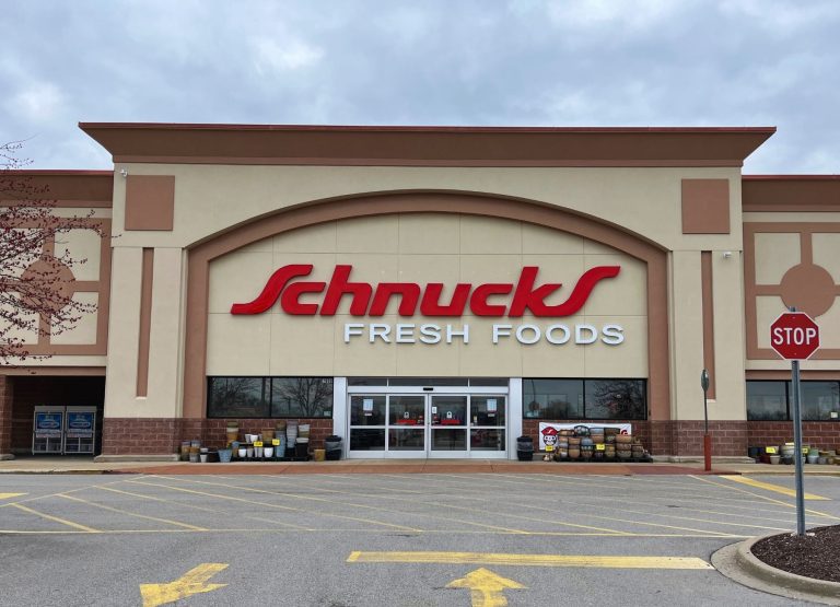Is Schnucks Open on Mother's Day