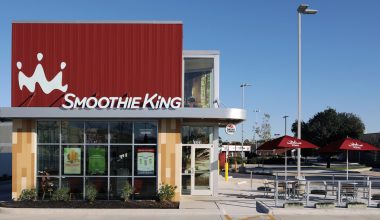 Is Smoothie King Open on Memorial Day