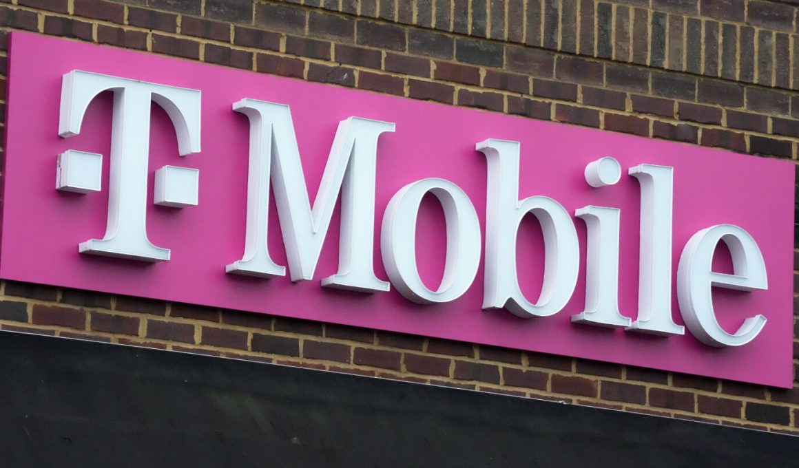 Is T-Mobile Open on Memorial Day