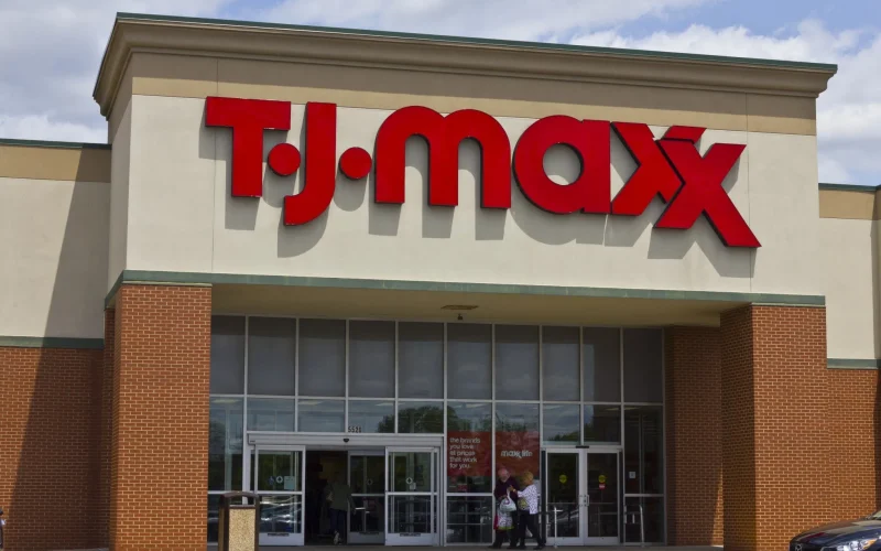 Is TJ Maxx Open on Father's Day