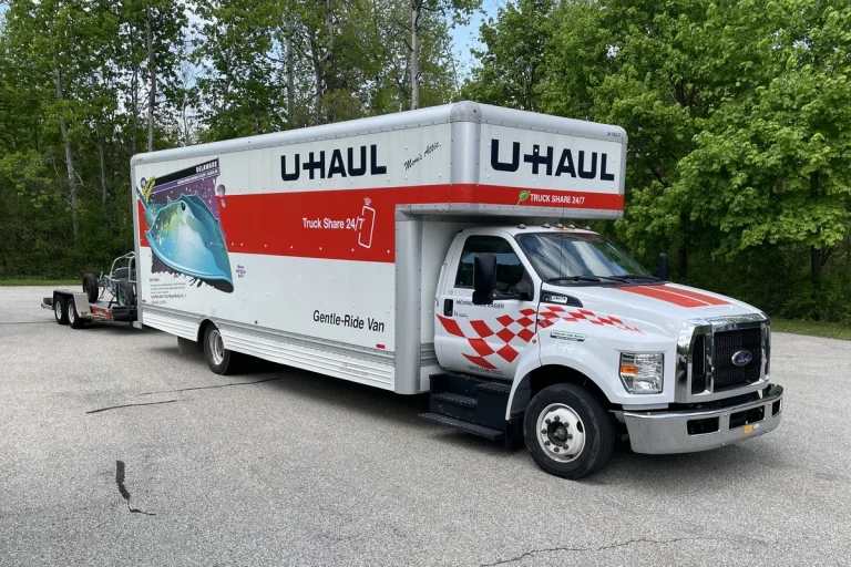 Is U-Haul Open on Memorial Day