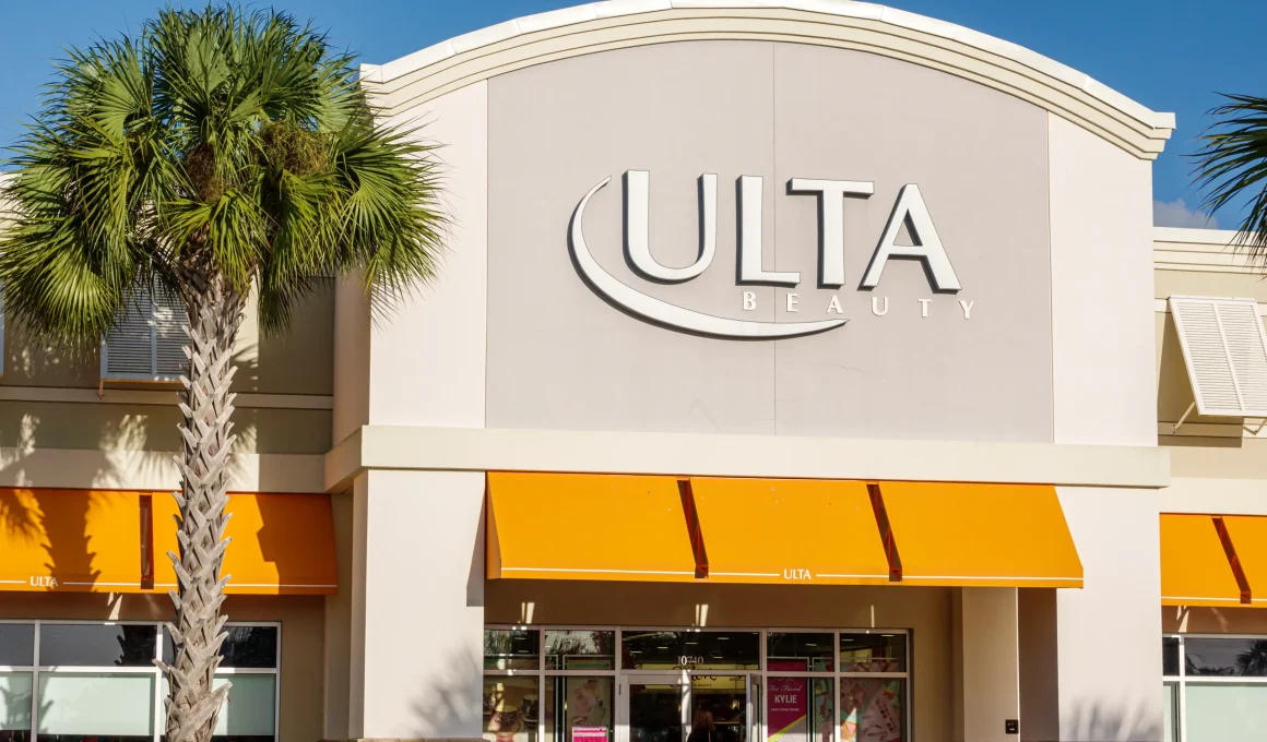 Is Ulta Open on Mother's Day