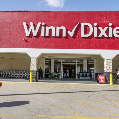 Is Winn-Dixie Open on Mother's Day