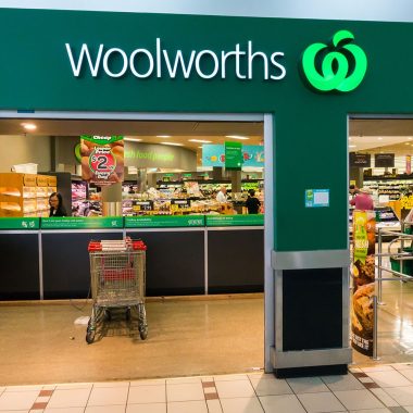 Is Woolworths Open on Father's Day