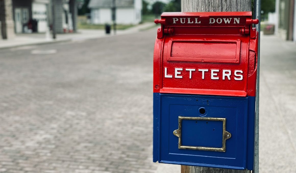 Is the Post Office Open on Mother's Day