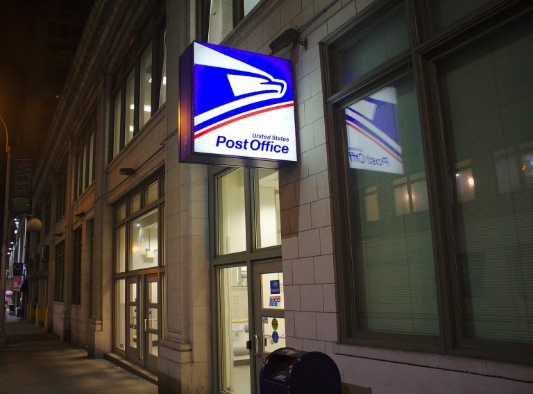 Is USPS Open on Memorial Day