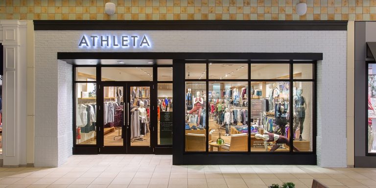 Is Athleta Open on Memorial Day?