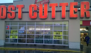 Is Cost Cutters Open on Memorial Day?