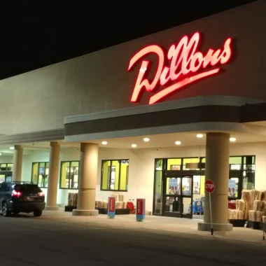 Is Dillons Open on Memorial Day?