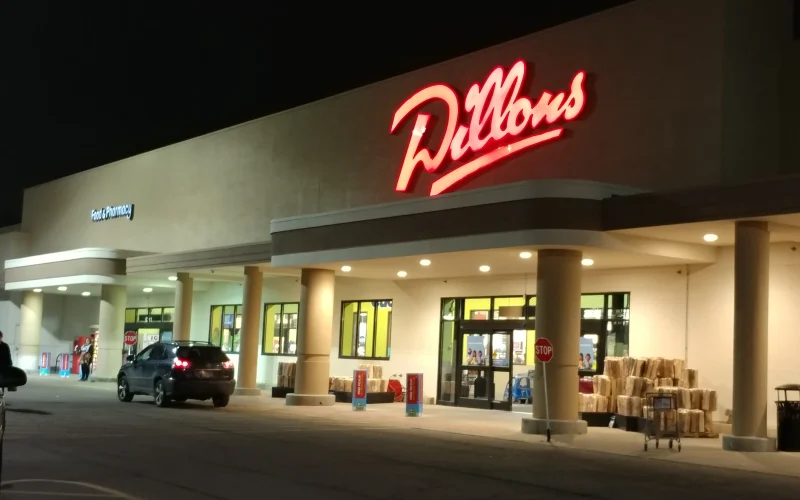 Is Dillons Open on Memorial Day?