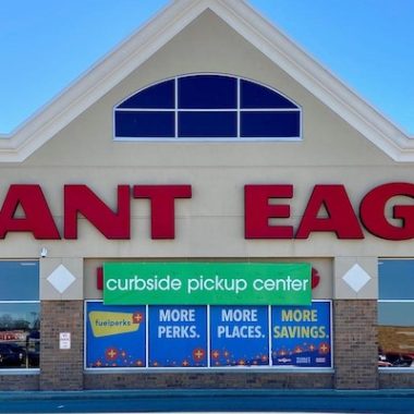 Is Giant Eagle Open on Memorial Day?