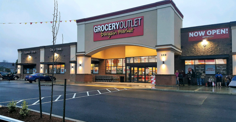 Is Grocery Outlet Open on Memorial Day?