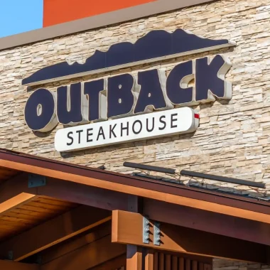 Is Outback Steakhouse Open on Memorial Day?