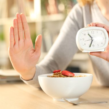 Pros and Cons of Intermittent Fasting