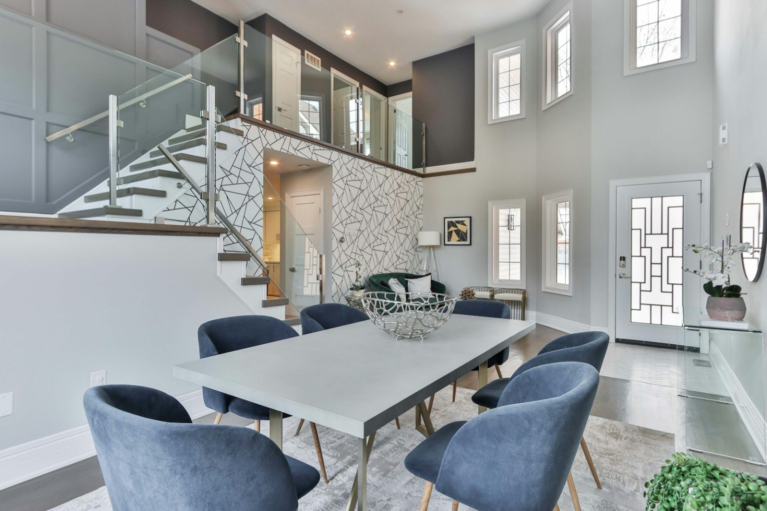 Urban Living Essentials Every Big City Apartment Must Have