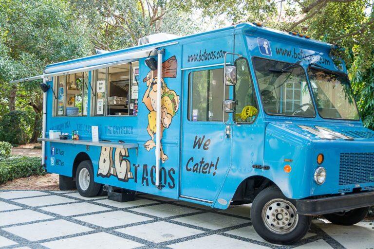 Famous Food Trucks in Miami