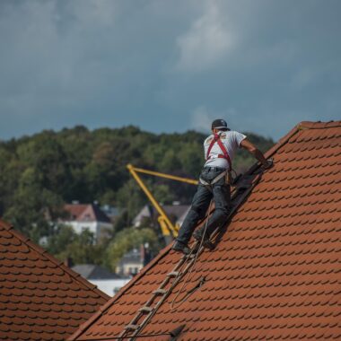 Pros and Cons of Tile Roofing